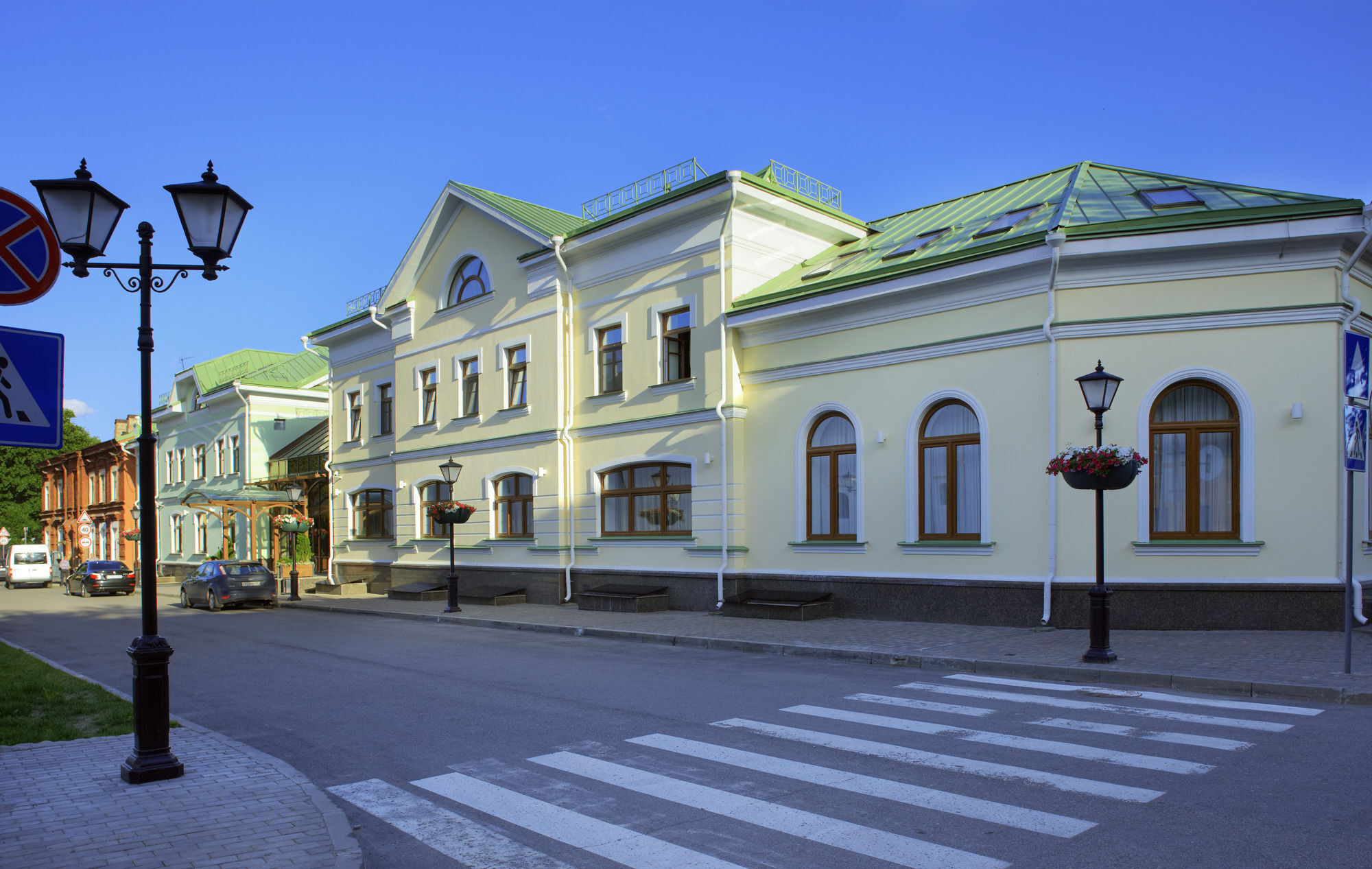 Dvor Podznoeva - Business Building Hotel Pskov Exterior photo